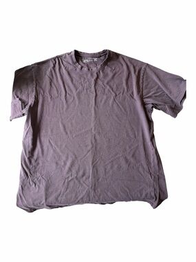 Classic Short-Sleeve Crew Tee in Lavender